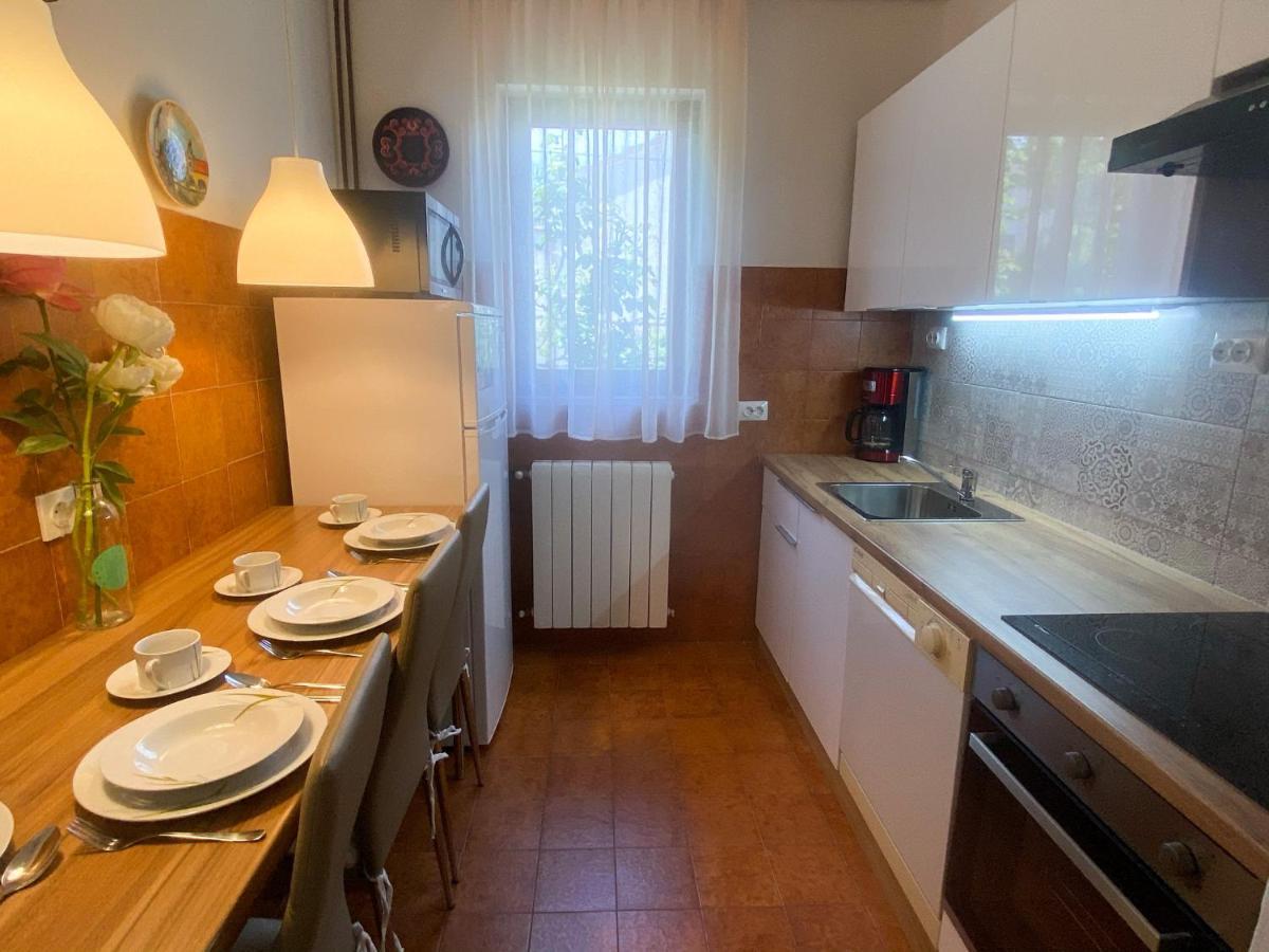 Leona Apartment Кралевица Екстериор снимка