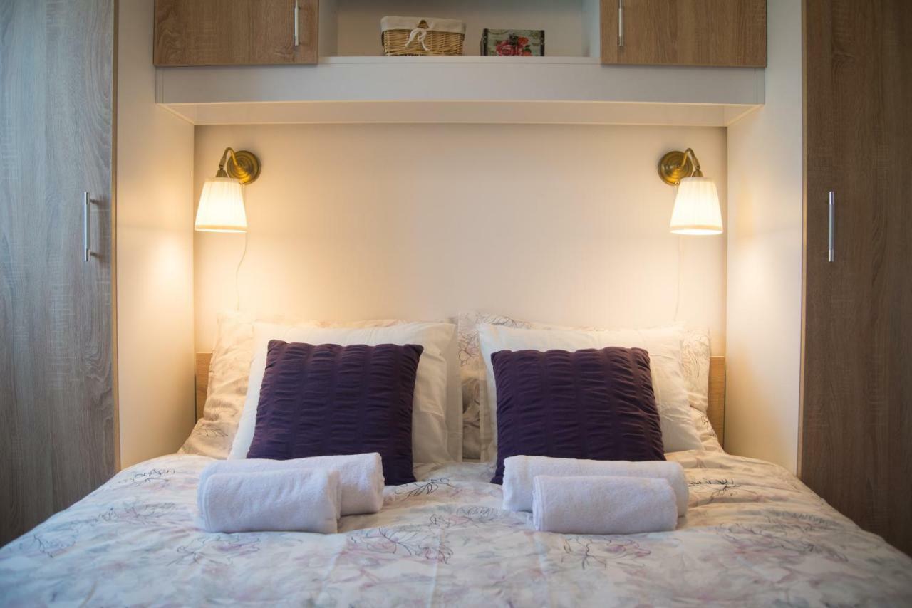 Leona Apartment Кралевица Екстериор снимка