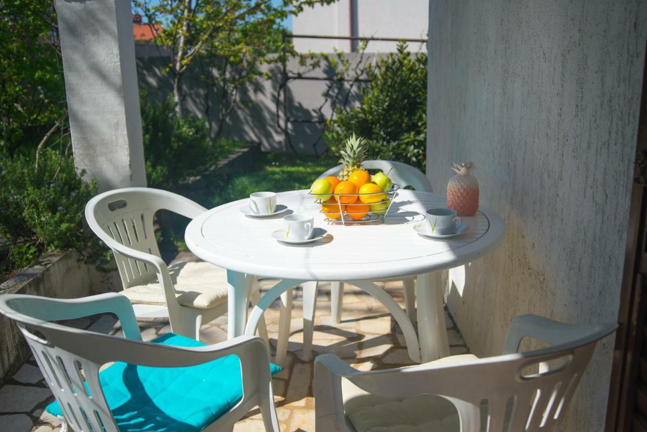 Leona Apartment Кралевица Екстериор снимка